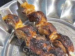 -烤肉小伙烤肉店