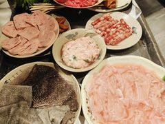 -洞亭火锅(防空洞总店)