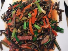 腊肉炒蕨菜-江南小菜(东辰御龙湾店)