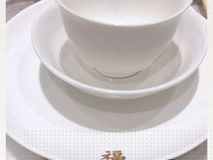 -香港百合居(LCM置汇旭辉广场店)