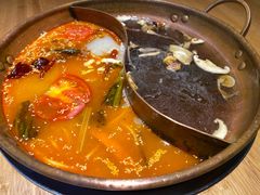 -洱火云南酸菜牛肉火锅(石景山当代商城店)