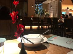 -蜜桃餐厅·伴山(湖滨商业街店)