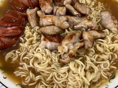 肉丁力肠公仔面-永安咖啡室