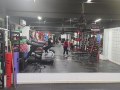 -坚果健身24小时工作室(定西路店)