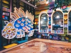 -钟书阁(松江泰晤士小镇店)