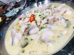 特色酸菜鱼-川旺角川粤融合菜•海景餐厅(星海广场店)