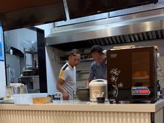 -肯德基(嘉善路地铁站店)