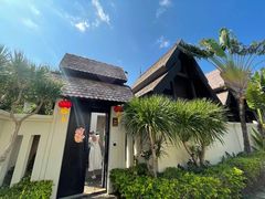 -三亚湾海居铂尔曼度假酒店