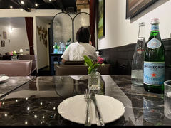 -LESCEDARS Brasserie Bistro香柏树