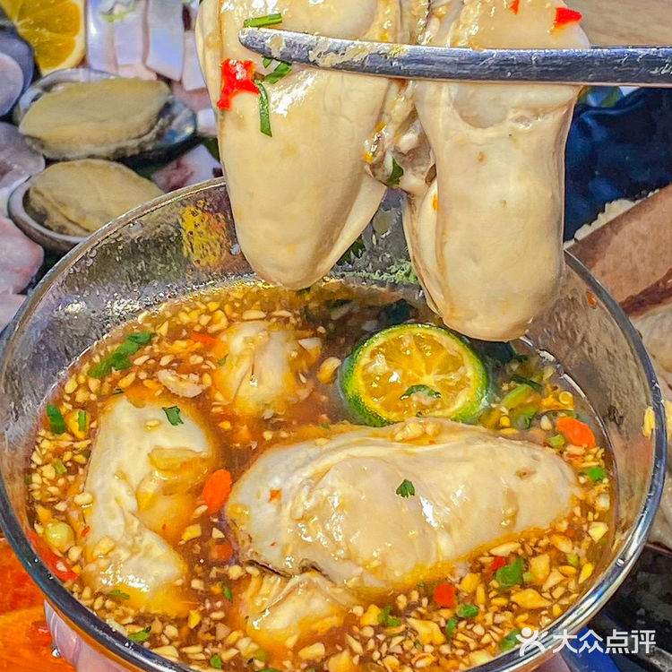 叨了两天,离开三亚前必须吃上的糟粕醋海鲜面