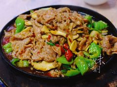 铁板牛肉-洪霞餐馆
