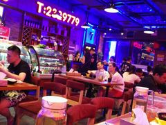 大堂-南极·小龙虾·湘式拌饭(南街店)