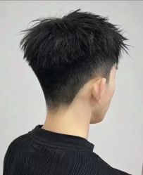 -慕名造型