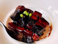 招牌红烧肉-俏江南·花园戏曲餐厅(881店)