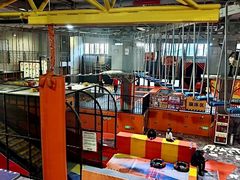 -嗨翻Hi-Fun竞技主题乐园·蹦床亲子生日轰趴(国光1937店)