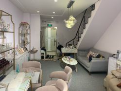 -Yolee雅妮容颜定制美睫·美甲