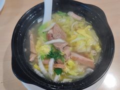 -闫家驴肉老店(华电一校店)