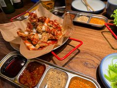 -明洞阿姨·韩式酱蟹烤肉·创意料理(三元桥店)