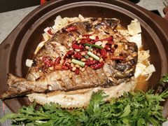 -鸣记脆皮烤鱼·海鲜烤鱼(马栏店)