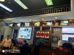 -黑白电视长沙小吃(美林M·LIVE天地东座店)