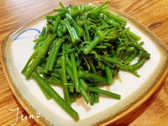 清炒佛手瓜尖-妈妈的味道(和顺古镇店)