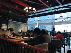 大堂-西西弗书店&矢量咖啡(凯德晶萃广场店)