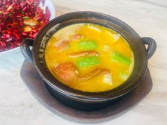 六月黄丝瓜盐卤豆腐煲-新荣记(新源南路店)