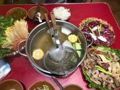 -潮汕·草根牛肉档(上海荟聚城市集市店)