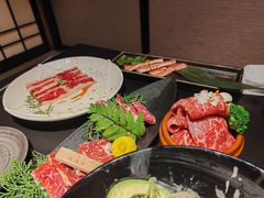 -山川小町·极番烧肉(新地假日广场店)