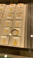 -周生生Chow Sang Sang(东方店)