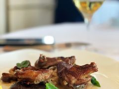 碳烤乳鸽，甜豆，旱金莲醋汁-Jean Georges