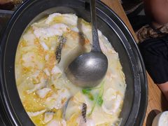 -九锅一堂酸菜鱼(万达广场店)