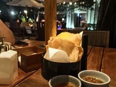 -三亚艾迪逊酒店·海滩烧烤 BARBACOA·现场乐队·浪漫晚餐·烧烤海鲜