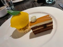 -蔚蓝阁餐厅·Brunch·牛排·威士忌·红酒