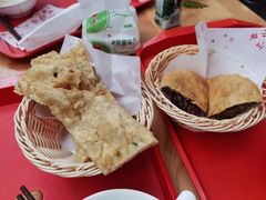 油饼-方中山胡辣汤(成都首店)