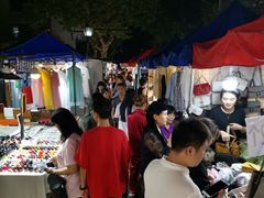 -吴山路夜市