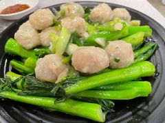 鲮鱼球炒菜心-粤·向群饭店(龙津东路总店)