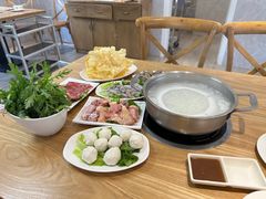 -吉友粥底火锅(方斜路店)