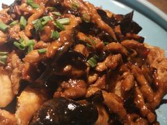 老油条的鱼香肉丝-新白鹿餐厅(金鹰新街口店)