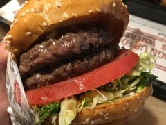 -The Habit Burger Grill 哈比特汉堡(复兴soho店)