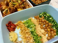 -蛙两只美蛙鱼头火锅(恒茂店)