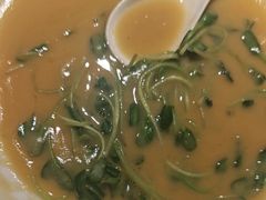 豆汤豆苗-初蓉丨遇见新川菜(亲贤街荣耀店)