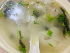馄饨-宝光熏肉鞋底火烧(新街口店)
