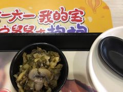 -老娘舅餐厅(黄龙体育中心店)