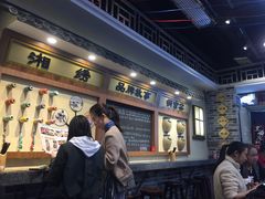 -黑白电视长沙小吃(美林M·LIVE天地东座店)