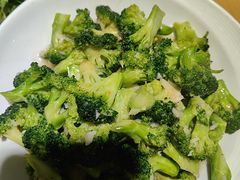-关东小磨东北菜(上海长风大悦城店)