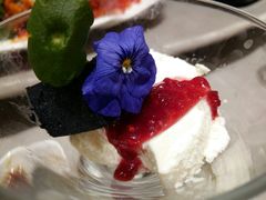 树莓豆腐慕斯-宏达宴老菜馆(群力第四大道店)