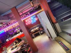 -钢管厂五区小郡肝串串香(奥克斯广场锦城万达店)