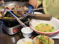 -富正毅三下锅·湘西韵味(天门山索道店)
