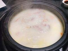 胡椒猪肚鸡火锅-大匠工房古船木艺术餐厅·猪肚鸡专门店(长白仙岛店)
